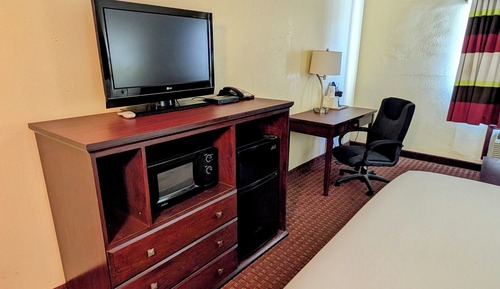 Chambre, 1 très grand lit, accessible aux personnes à mobilité réduite (Hearing, Roll-In Shower)