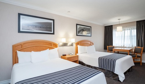 Chambre Standard, 2 grands lits (Monashee Building)