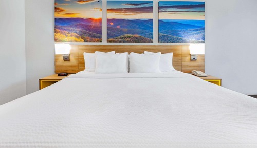Chambre Standard, 1 très grand lit, accessible aux personnes à mobilité réduite, non-fumeurs