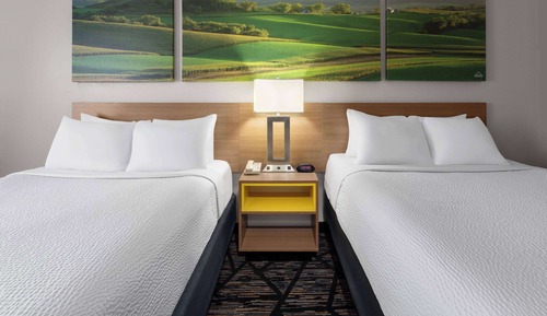 Chambre Standard, 2 grands lits