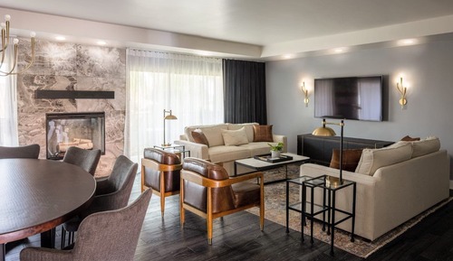 Suite, 1 chambre, balcon, vue cour intérieure (Dining)