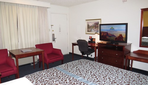 Chambre, 1 grand lit, accessible aux personnes à mobilité réduite, non-fumeurs