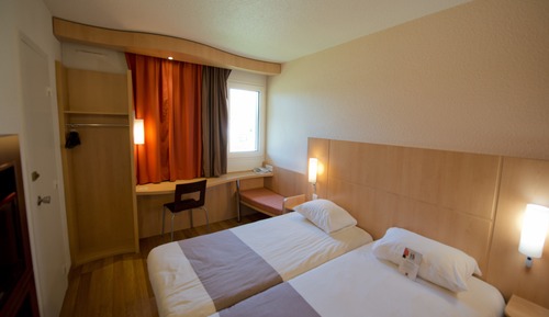 Chambre Standard, 2 lits une place