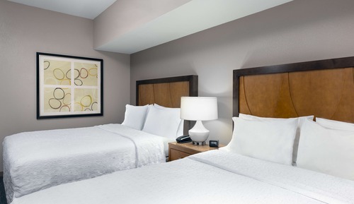 Chambre, 2 grands lits