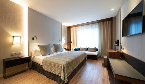 Chambre Triple Premium (2 adults + 1 children)