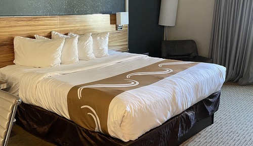 Chambre Standard, 1 très grand lit, non-fumeurs