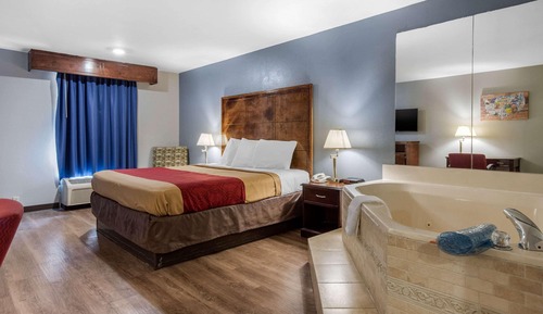 Chambre, 1 très grand lit, fumeurs