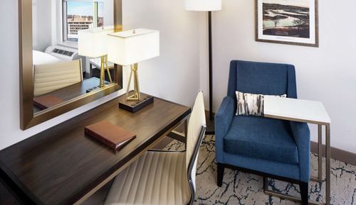 Chambre Deluxe, 1 très grand lit