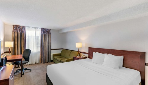 Suite, 1 très grand lit et 1 canapé-lit, non-fumeurs