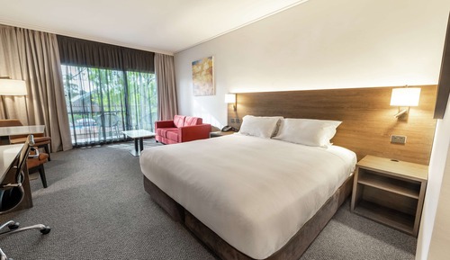 Chambre, 1 très grand lit