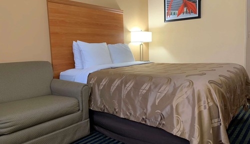 Chambre, 1 grand lit, accessible aux personnes à mobilité réduite, non-fumeurs (Roll-In Shower)