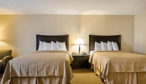 Chambre Standard, plusieurs lits, non-fumeurs (with Sofa Bed)