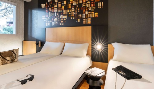 Chambre Standard, 3 lits une place