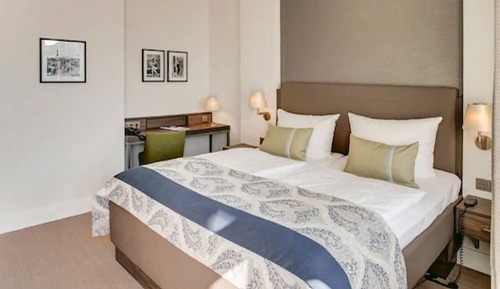 Chambre Double Confort, vue partielle sur l'océan