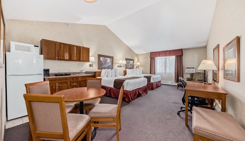 Chambre Familiale, plusieurs lits, non-fumeurs, coin cuisine