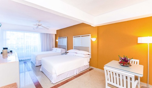 Chambre (2x2 interconnecting rooms)