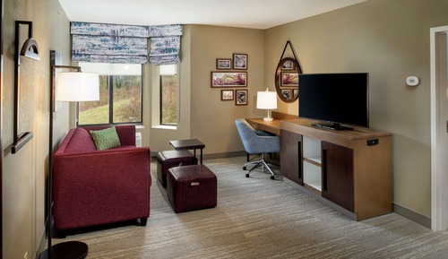 Suite, 1 très grand lit, accessible aux personnes à mobilité réduite, non-fumeurs (Bathtub)