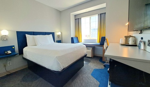 Chambre Standard, 1 grand lit, accessible aux personnes à mobilité réduite