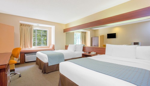 Chambre, 2 grands lits, accessible aux personnes à mobilité réduite (Bathtub w/ Grab Bars)