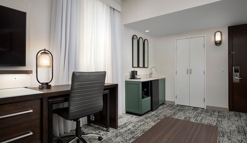 Suite, 1 très grand lit et 1 canapé-lit, non-fumeurs