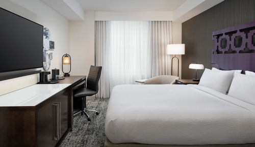 Chambre, 1 très grand lit (Mobility/Hearing Accessible, Tub)