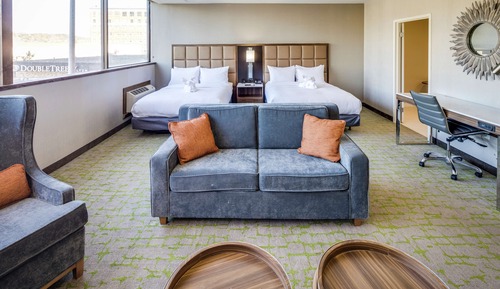 Suite Junior (2 Queenbeds & 1 Sofabed)