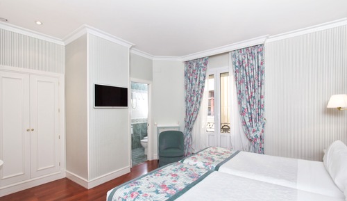 Chambre Standard Double ou avec lits jumeaux