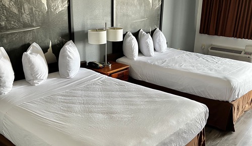 Chambre Standard, 2 grands lits, fumeurs