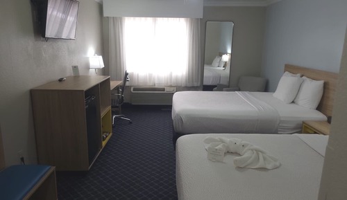 Chambre, 2 grands lits, non-fumeurs