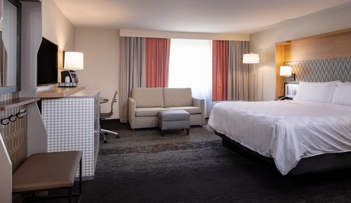 Chambre Standard, 1 très grand lit et 1 canapé-lit