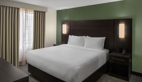Suite, 1 chambre (Mobility/Hearing Accessible, Tub)