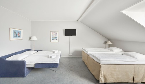 Chambre Familiale, 1 grand lit, non-fumeurs
