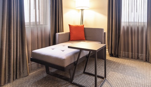 Chambre Premium, 1 très grand lit, vue fleuve