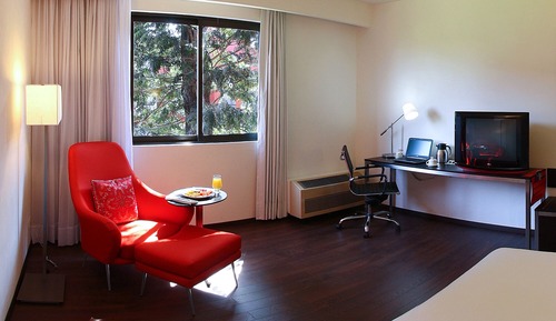 Chambre Supérieure, 1 très grand lit
