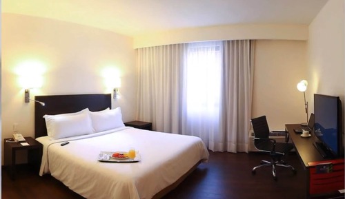Chambre Deluxe, 1 très grand lit