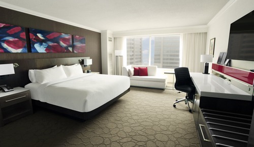 Chambre Signature, 1 très grand lit, vue ville (Signature Club)