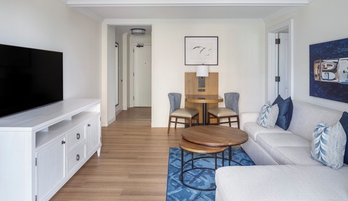 Suite Supérieure, 1 très grand lit et 1 canapé-lit