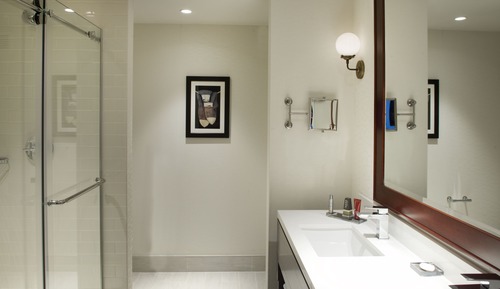 Chambre Club, 1 très grand lit et 1 canapé-lit (Hearing Accessible)