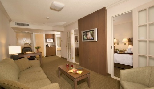 Suite, 2 grands lits, non-fumeurs (Separate Living Room;with Sofabed)