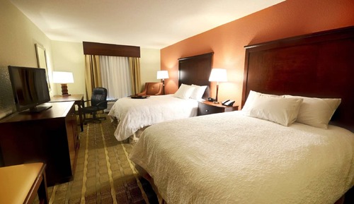 2 grands lits queen-size