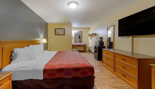 Chambre Standard, 1 très grand lit, fumeurs
