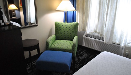 Chambre Standard, 2 lits doubles, accessible aux personnes à mobilité réduite