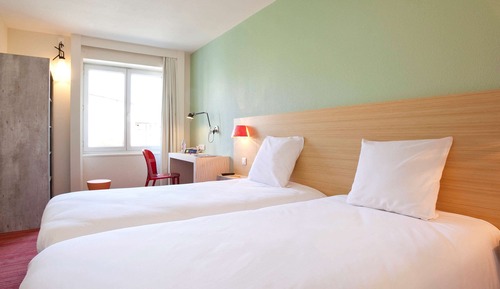 Chambre Standard, 2 lits une place
