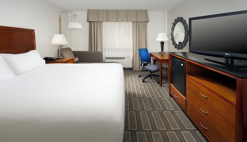 Chambre, 2 grands lits, accessible aux personnes à mobilité réduite (Communications)