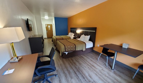 Chambre Standard, 2 grands lits, fumeurs