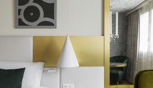 Chambre Supérieure, 1 grand lit, balcon