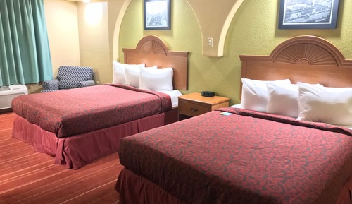 Chambre Standard, 2 grands lits
