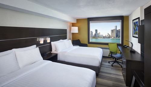Chambre Standard, 2 grands lits, vue fleuve (High Floor)