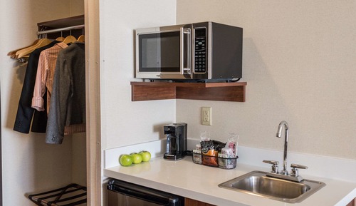 Suite, 1 très grand lit et 1 canapé-lit, non-fumeurs (Pet Friendly)