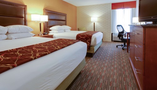Chambre Deluxe, 2 grands lits, accessible aux personnes à mobilité réduite (Tub)